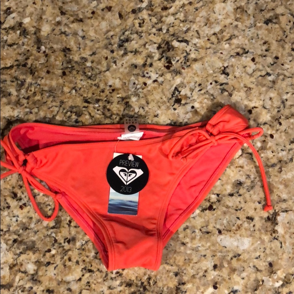 Bikini bottoms